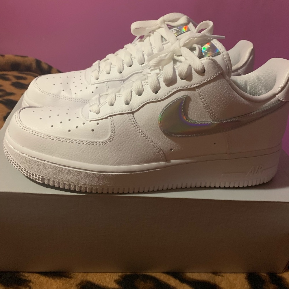 Very lightly used women’s Nike Air worn one time